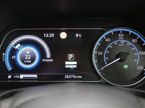 Nissan LEAF 40kWh Tekna Auto 5dr 14