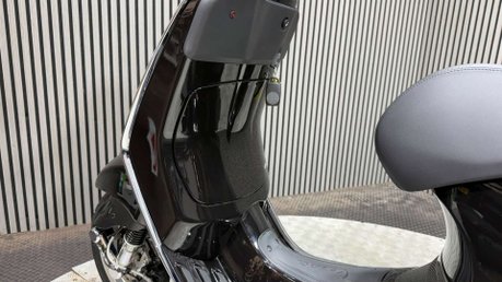 Piaggio Vespa Primavera 2026 ONLY 1K STUNNING 125CC SCOOTER 1 OWNER 33