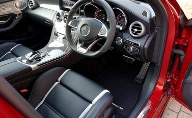 Mercedes-Benz C63 C63 S Saloon 18