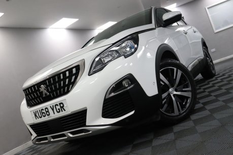 Peugeot 3008 S/S ALLURE 32