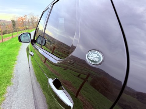 Land Rover Discovery SDV6 HSE LUXURY 9