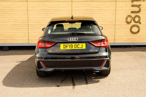 Audi A1 SPORTBACK TFSI S LINE 6