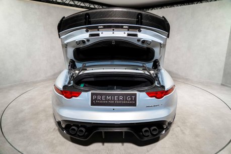 Jaguar F-Type PROJECT 7. 1 OF 250. LIGHTNING SILVER PAINTWORK. LOW MILEAGE. CERAMICS. 72