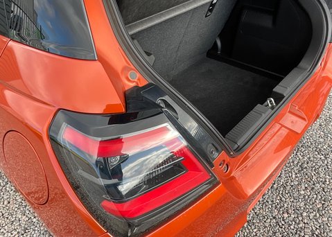 Suzuki Swift MOTION 17