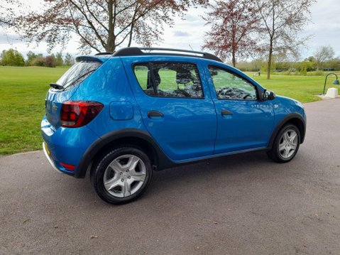 Dacia Sandero Stepway 0.9 TCe Laureate Euro 6 (s/s) 5dr 13