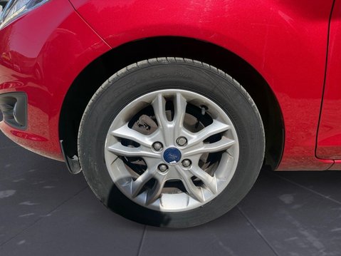 Ford Fiesta 1.0T EcoBoost Zetec Euro 6 (s/s) 5dr 10