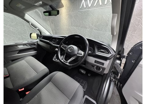 Volkswagen Transporter 2.0 TDI T32 Highline Kombi Double Cab 5dr Diesel DSG FWD SWB Euro 6 (s/s) ( 37