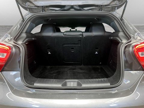 Mercedes-Benz A Class 1.5 A180d AMG Line Hatchback 5dr Diesel 7G-DCT Euro 6 (s/s) (109 ps) 21
