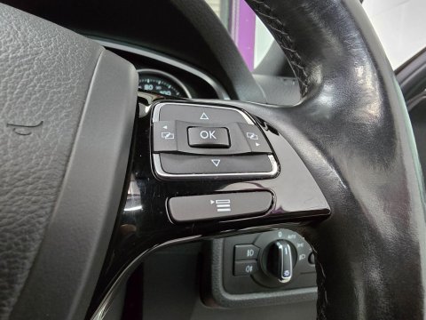 Volkswagen Touareg 3.0 TDI V6 BlueMotion Tech R-Line Plus Tiptronic 4WD Euro 6 (s/s) 5dr 41