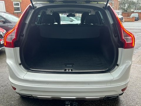 Volvo XC60 D5 SE LUX NAV AWD 10