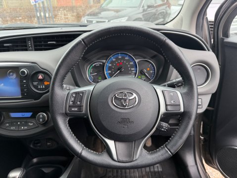 Toyota Yaris VVT-I ICON M-DRIVE S 9