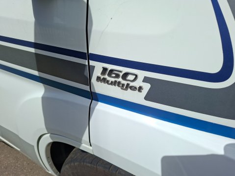 Auto-Trail Cheyenne 740s E 8