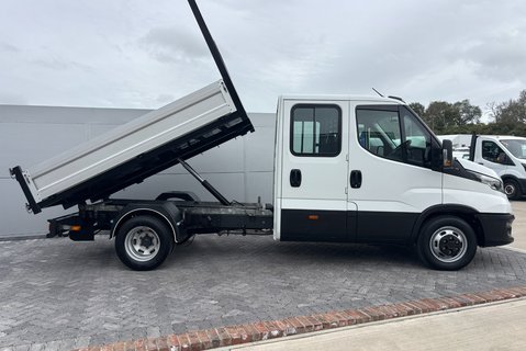 Iveco Daily 35C18HDB Crew Cab Tipper - Business 8