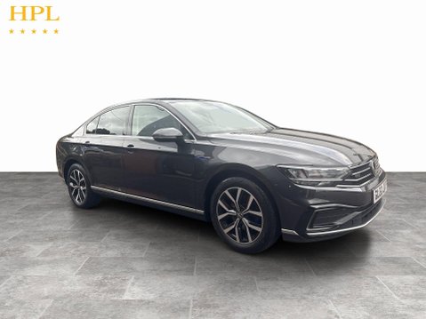 Volkswagen Passat 1.4 TSI 13kWh GTE Saloon 4dr Petrol Plug-in Hybrid DSG Euro 6 (s/s) (218 ps 1
