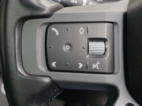 Land Rover Defender 2.0 Defender X-Dynamic HSE Auto 4WD 5dr 45