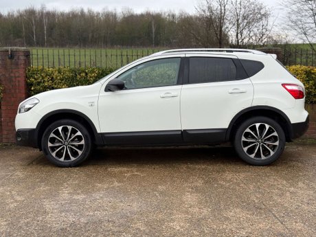 Nissan Qashqai 1.6 Qashqai N-Tec 5dr 8