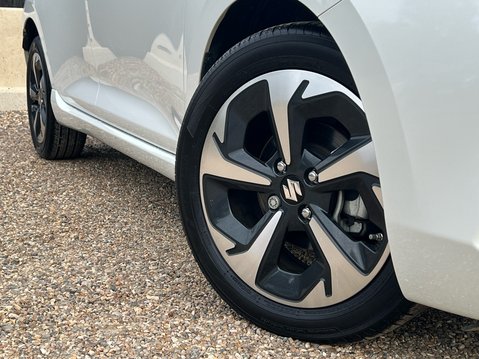 Suzuki Swift ULTRA 13