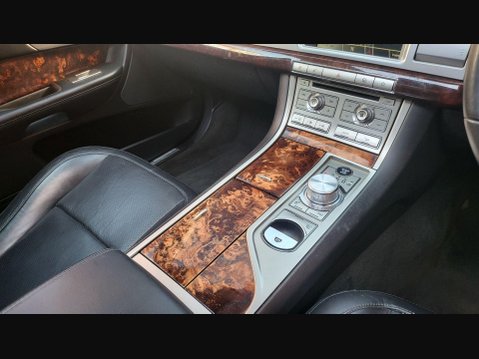 Jaguar XF PREMIUM LUXURY V6 14