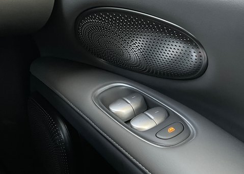 MG IM6 100kWh LAUNCH EDITION AWD 21