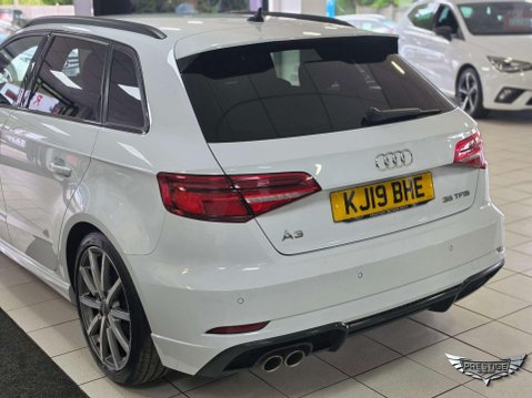 Audi A3 1.5 TFSI CoD 35 Black Edition Sportback S Tronic Euro 6 (s/s) 5dr 43