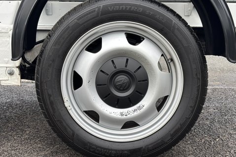 Volkswagen Transporter T32 150 ps Tdi Single Cab Tipper 28