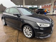 Audi A1 TDI S LINE 5