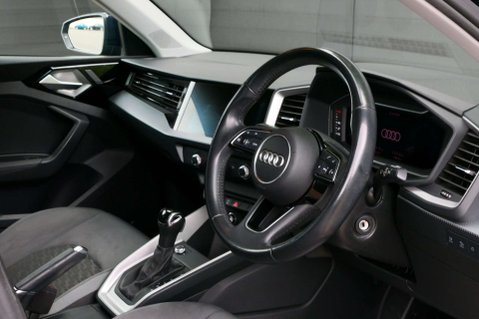 Audi A1 1.0 A1 Sportback 30 TFSI Sport Semi-Auto 5dr 21