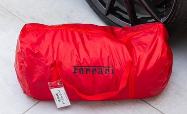 Ferrari F8 SPIDER 64