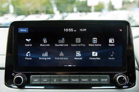 Hyundai KONA GDI PREMIUM 16