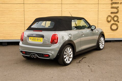Mini Convertible COOPER S 2