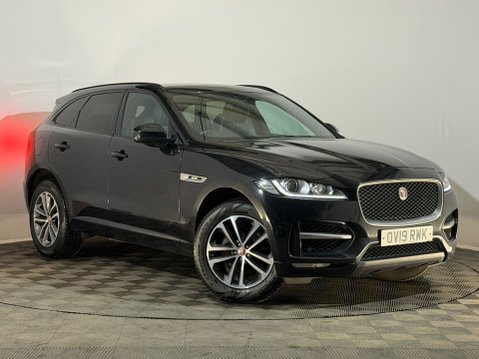 Jaguar F-Pace R-SPORT AWD 1
