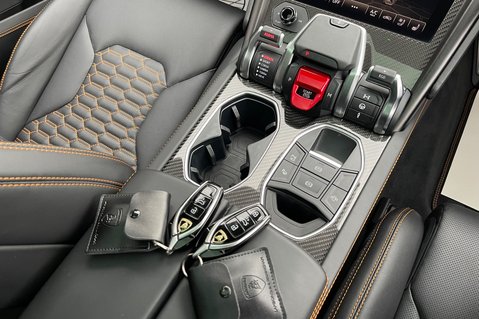 Lamborghini Urus V8 - ORANGE -AKRAPOVIC EXHAUST -PAN ROOF -B&O-MASSAGE SEATS-BLIND SPOT -ACC 59