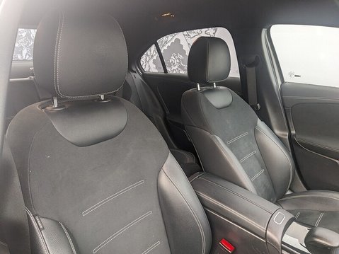 Mercedes-Benz A Class A 250 E AMG LINE EDITION PREMIUM 10