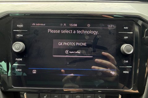 Volkswagen Passat SEL TSI EVO DSG - ONE OWNER - VAT QUALIFYING  54