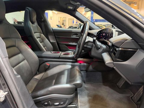 Porsche Taycan Performance 79.2kWh Saloon 4dr Electric Auto RWD (408 ps) 22