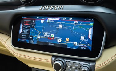 Ferrari Portofino M 25