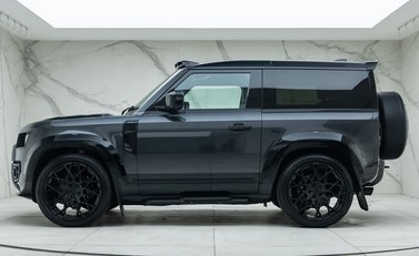 Land Rover Defender 90 V8 P525 URBAN 5