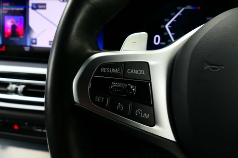 BMW 3 Series 2.0 320i M Sport Auto 5dr 34