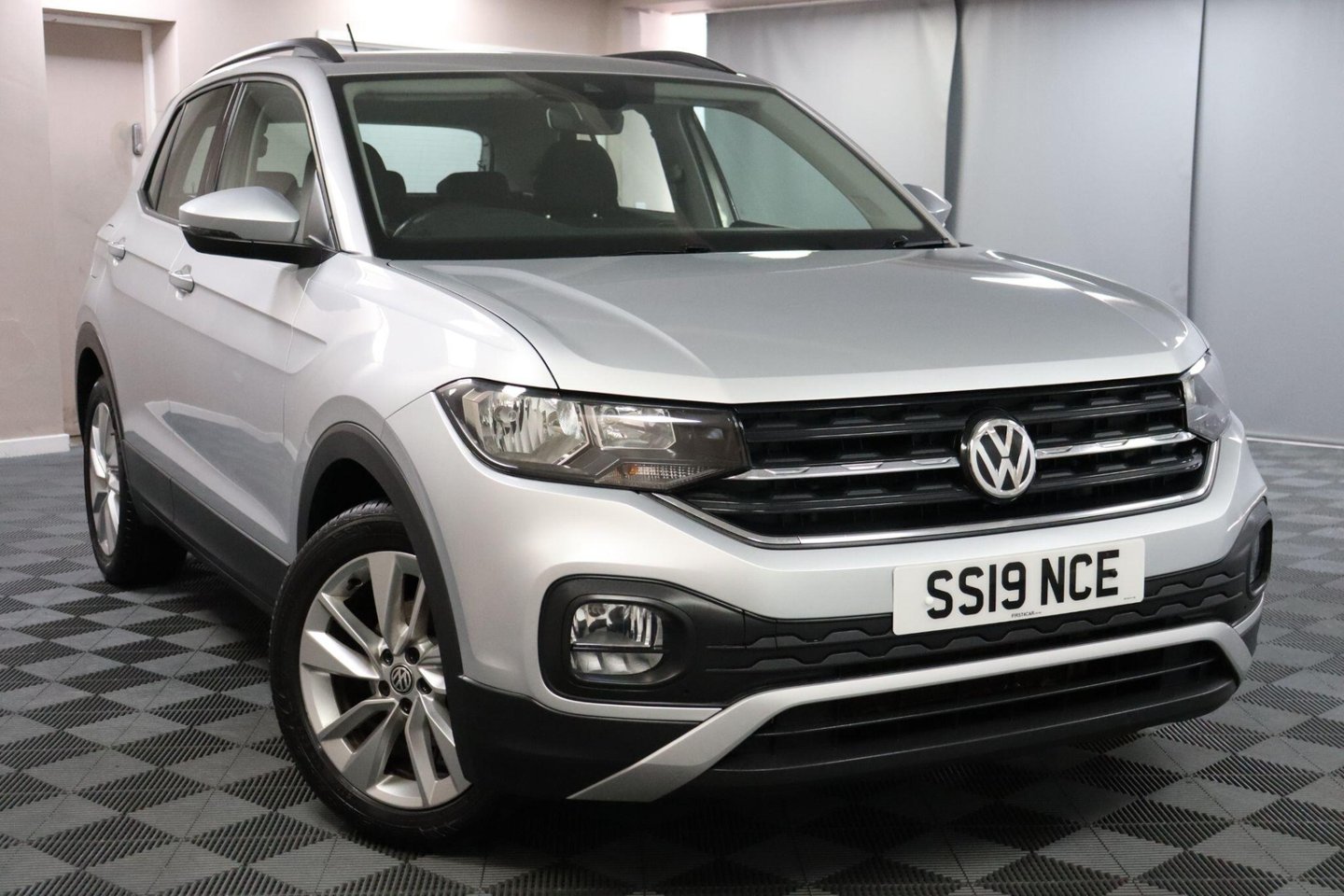 2019 Volkswagen T-Cross — image 15