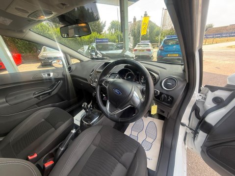 Ford Fiesta 1.25 Zetec Euro 5 3dr 19