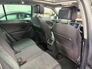 Volkswagen Tiguan 2.0 TSI SEL SUV 5dr Petrol DSG 4Motion Euro 6 (s/s) (180 ps) 28