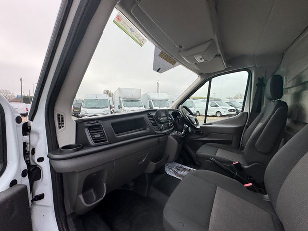 Ford Transit Luton Low Loader LWB L3 Trend Low Floor 350 EURO 6 SELECT 13