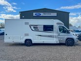 Elddis Majestic 254 2 Belt|4 Berth|Transverse Island Bed|Kitchen|Bathroom|Large Fridge Freezer 4