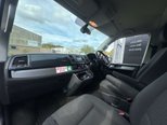 Volkswagen Caravelle 2.0 TDI BlueMotion Tech SE MPV 5dr Diesel DSG Euro 6 (s/s) (150 ps) 26