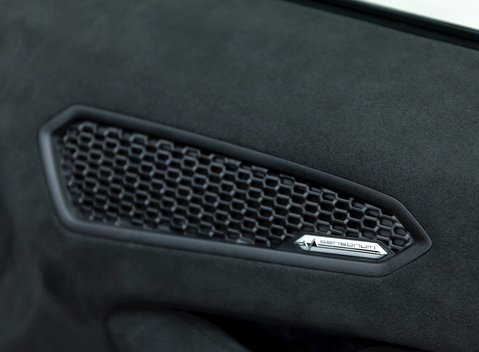 Lamborghini Huracan LP640-2 Tecnica 21