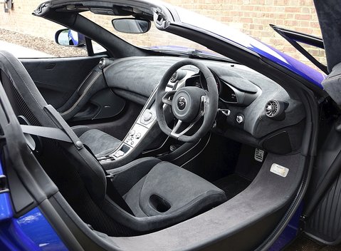 McLaren 675 LT Spider 13