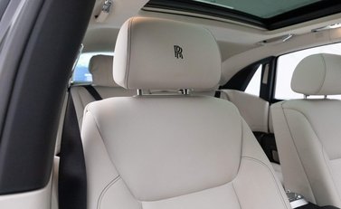 Rolls-Royce Ghost V12 SWB 6