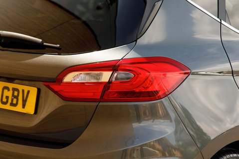 Ford Fiesta TITANIUM 9
