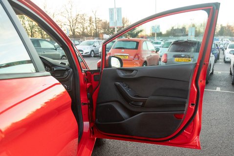 Ford Fiesta TREND 14