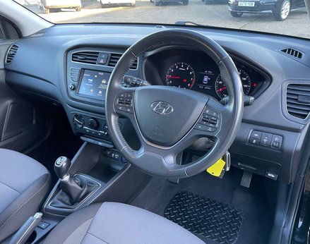 Hyundai i20 1.2 i20 SE MPI 5dr 17
